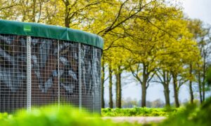Mesh gjødseltank ferdig montert